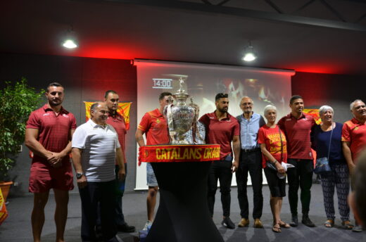 Les&#x20;DRAGONS&#x20;CATALANS&#x20;&#x00E0;&#x20;CANOH&#x00C8;S