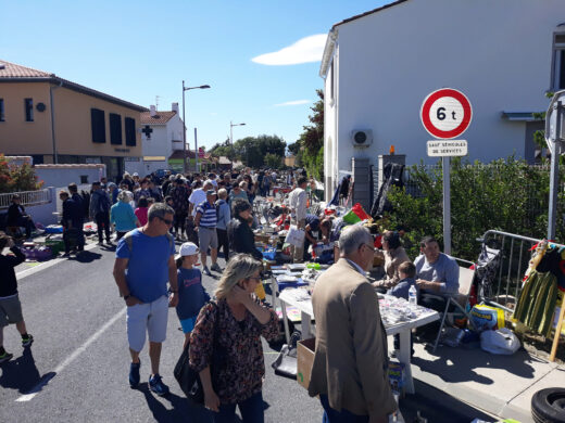 VIDE&#x20;GRENIERS&#x20;2019&#x20;&#x3A;&#x20;nouvelle&#x20;formule&#x20;r&#x00E9;ussie.